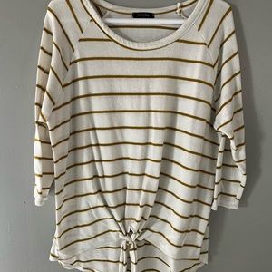 5/$15 White and Gold striped top